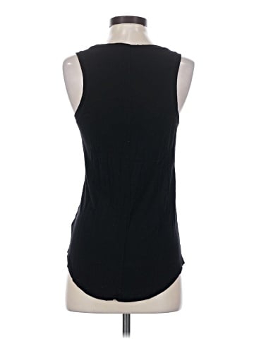 Gap Sleeveless T-Shirt (view 2)