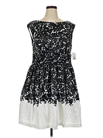 Jessica Simpson Cocktail Dress (view 1)