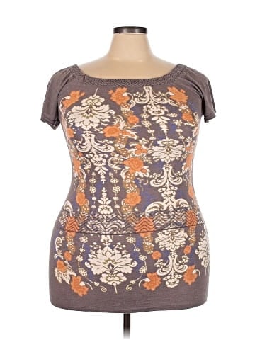 M Rena Short Sleeve Top (view 1)