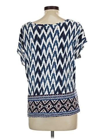 Lucy & Laurel Short Sleeve Blouse (view 2)