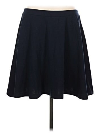 Old Navy Casual Skirt (view 1)