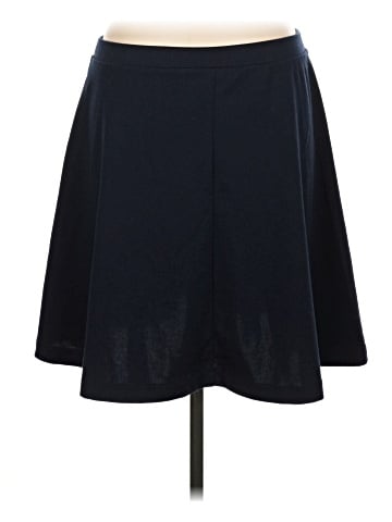 Old Navy Casual Skirt (view 2)