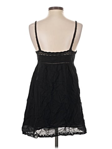 Urban Outfitters Sleeveless Top (view 2)
