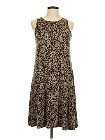 Old Navy Casual Dress (view 1)