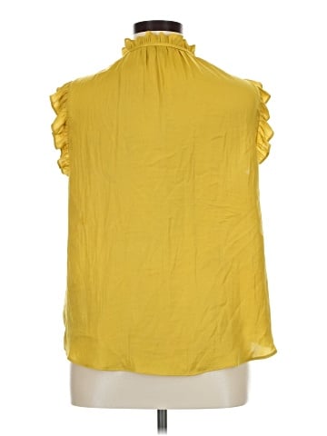 Cupcakes & Cashmere Sleeveless Blouse (view 2)