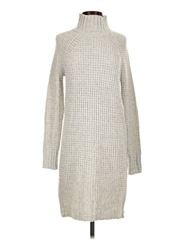 American Eagle Outfitters Casual Dress (view 1)