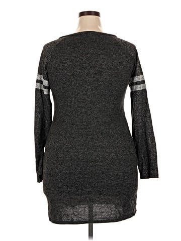No Boundaries Casual Dress (view 2)