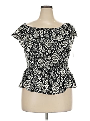 Old Navy Short Sleeve Top (view 1)