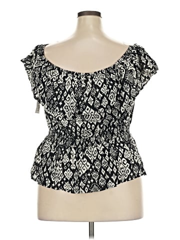 Old Navy Short Sleeve Top (view 2)