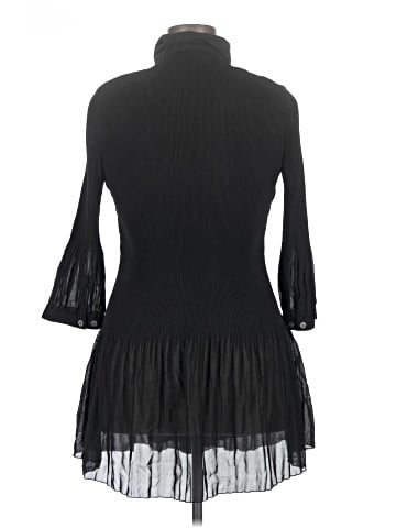Lindi Casual Dress (view 2)