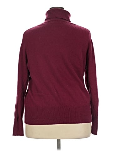 Neiman Marcus Cashmere Pullover Sweater (view 2)
