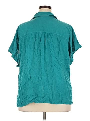 Lane Bryant Short Sleeve Blouse (view 2)