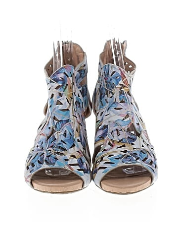 L'Artiste Sandals (view 2)