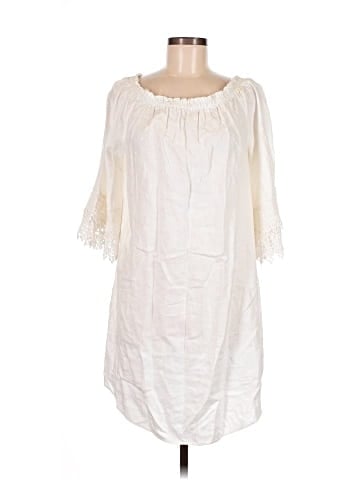 Saks Fifth Avenue Casual Dress (view 1)