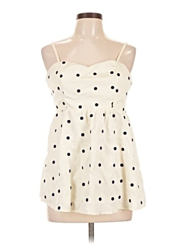 Comme Toi Sleeveless Blouse (view 1)