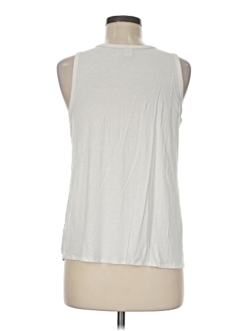Old Navy Sleeveless T-Shirt (view 2)