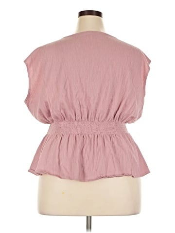 Old Navy Short Sleeve Blouse (view 2)