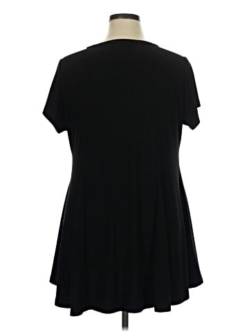 Attitudes by Renee Short Sleeve T-Shirt (view 2)