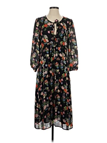 Nieves Lavi Casual Dress (view 1)
