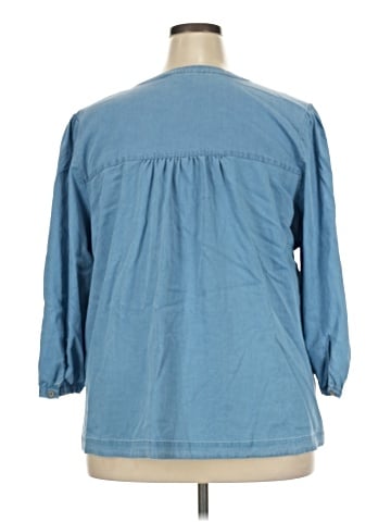Gloria Vanderbilt 3/4 Sleeve Button-Down Shirt (view 2)
