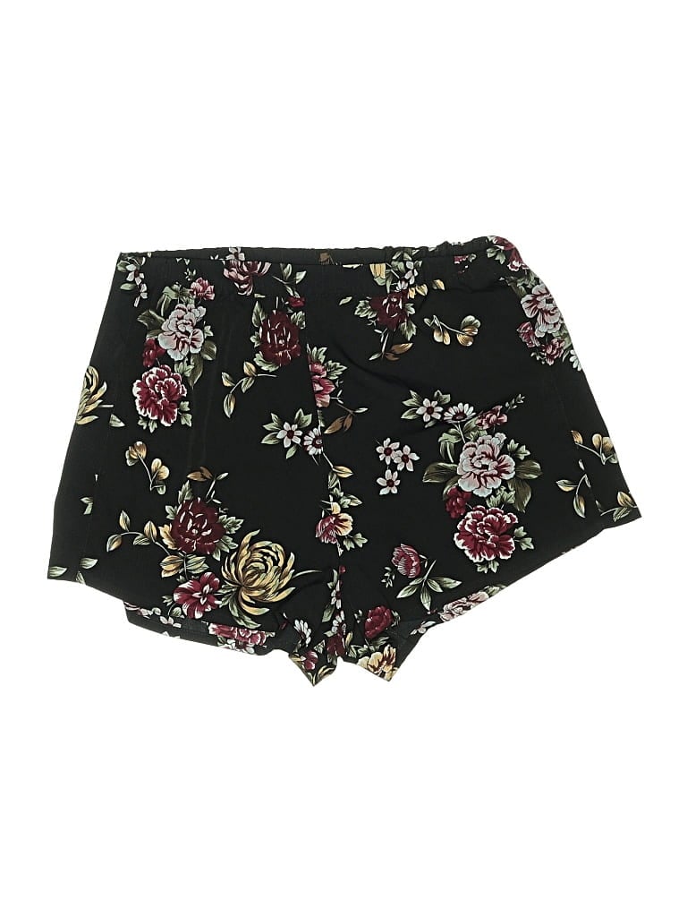 Pre-owned Boohoo Shorts In Black