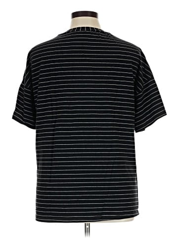 Unbranded Short Sleeve T-Shirt (view 2)
