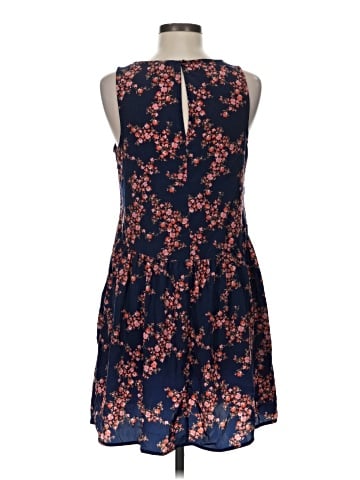 Old Navy Casual Dress (view 2)