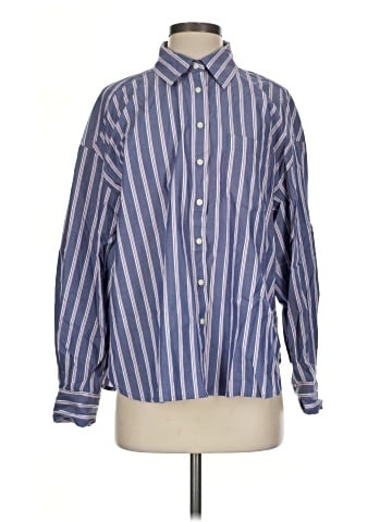 Gap Long Sleeve Button-Down Shirt (view 1)