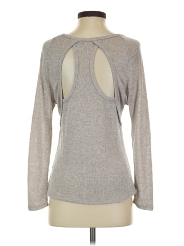 Charlotte Russe Long Sleeve T-Shirt (view 2)