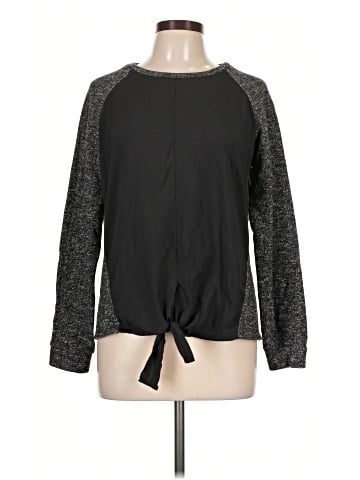 Fabletics Long Sleeve T-Shirt (view 1)