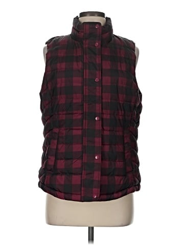 Gap Outlet Vest (view 1)