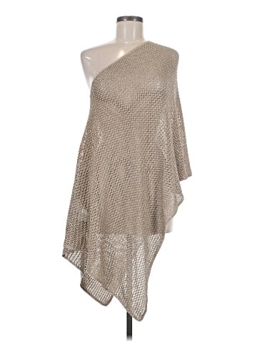 Minnie Rose Poncho (view 1)