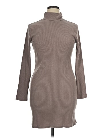 Old Navy Casual Dress (view 1)