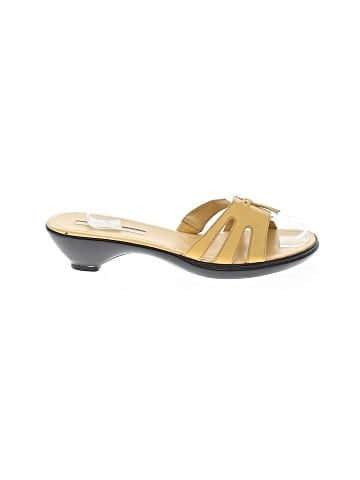 Bandolino Heels (view 1)