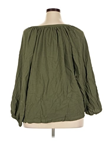Old Navy 3/4 Sleeve T-Shirt (view 2)