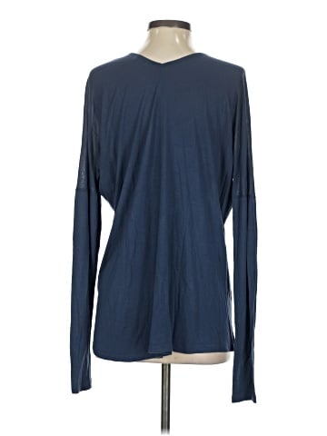 Vince. Long Sleeve T-Shirt (view 2)