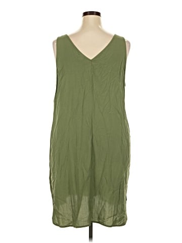 Old Navy Casual Dress (view 2)