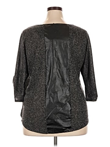 Extra Touch 3/4 Sleeve Top (view 2)