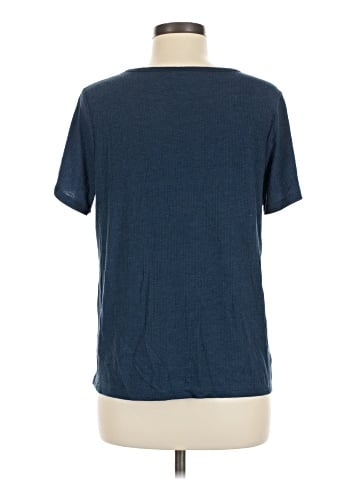Old Navy Short Sleeve T-Shirt (view 2)