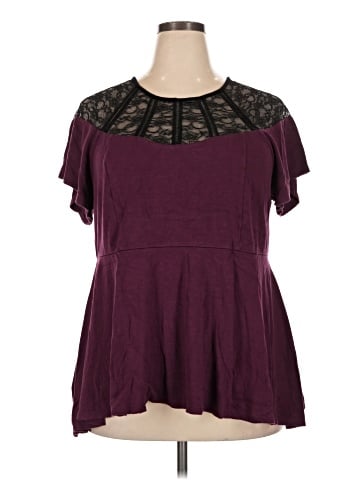 Torrid Short Sleeve T-Shirt (view 1)