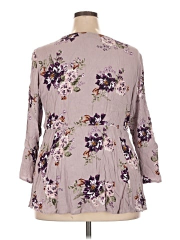 Torrid 3/4 Sleeve Blouse (view 2)