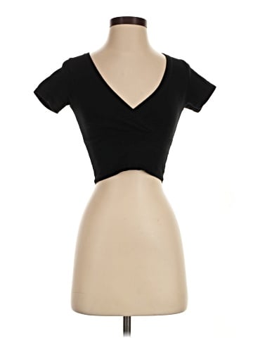 Brandy Melville Short Sleeve T-Shirt (view 1)