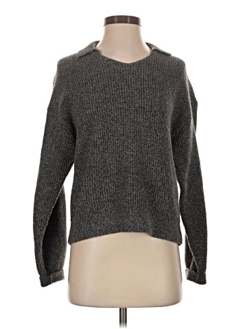 Uniqlo Pullover Sweater (view 1)