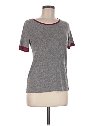 Charlotte Russe Short Sleeve T-Shirt (view 1)