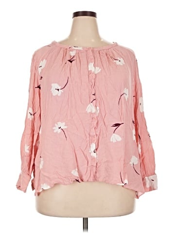 a.n.a. A New Approach 3/4 Sleeve Blouse (view 1)