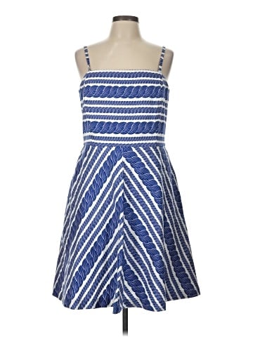 Vineyard Vines Casual Dress (view 1)
