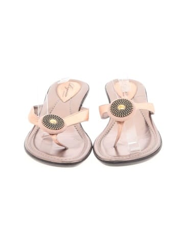 Dezario Wedges (view 2)