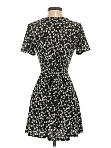 Forever 21 Casual Dress (view 2)