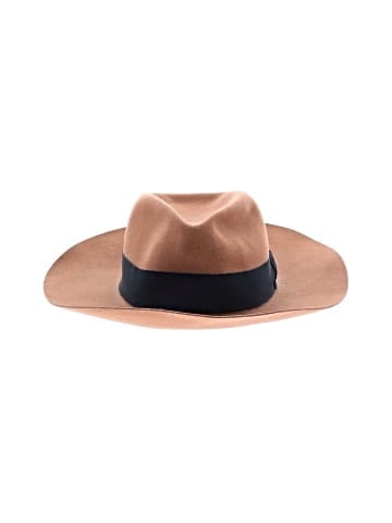 Unbranded Fedora (view 1)