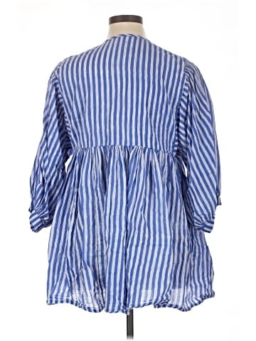 Unbranded 3/4 Sleeve Blouse (view 2)